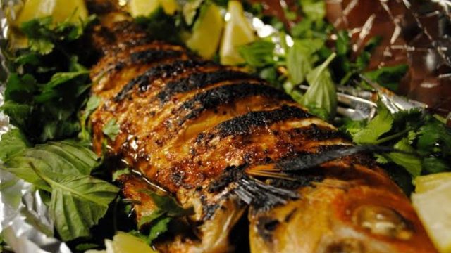 مطعم أسماك عمو رياض  (الأسعار+ المنيو+ الموقع)